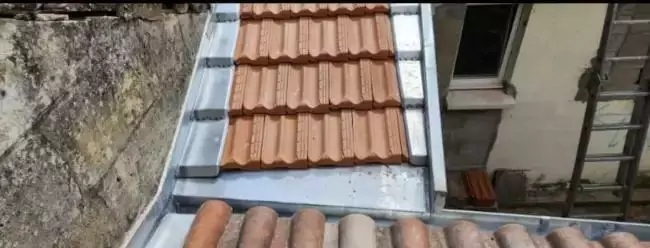 Chantier de couverture à Paris